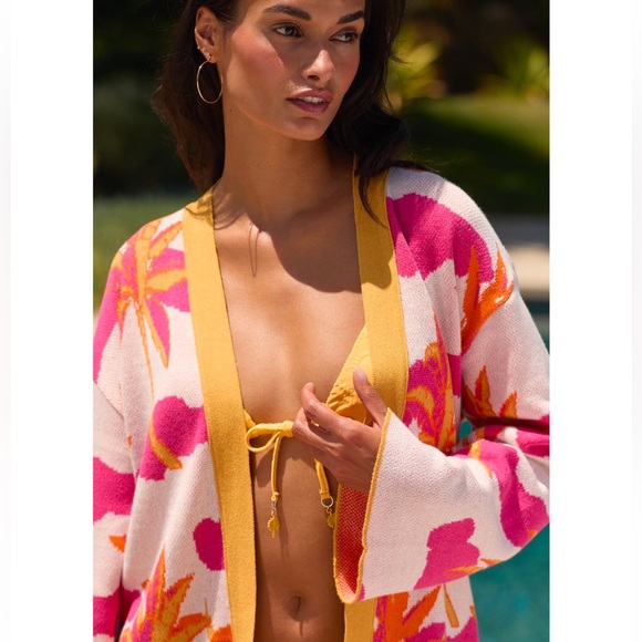 Maaji Summer Dunes Cover Up/ Belted Sweater. - Picture 3 of 11